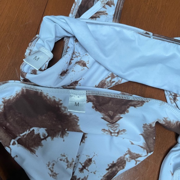 BROWN AND WHITE MID RISE BIKINI - Picture 3 of 3